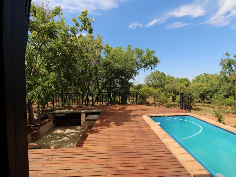 Highlands Wilderness 395 sq meter, 5 Bedroom house with spectacular views - Photo 6