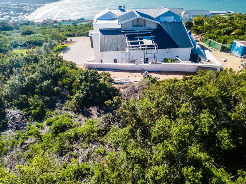 1127m2 of Prime Elevated Land in an Exclusive Estate - Photo 10