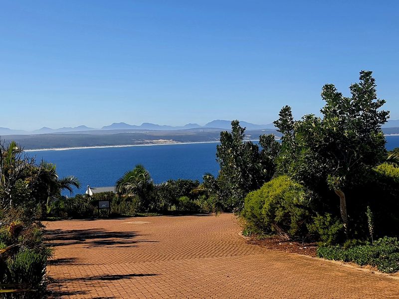 1127m2 of Prime Elevated Land in an Exclusive Estate - Photo 6