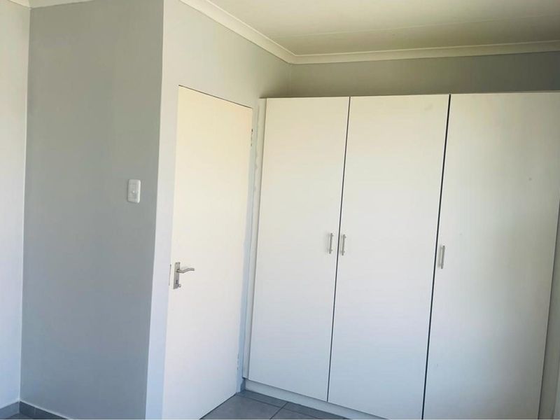 Three Bedroom House Up For Grabs! - Photo 3