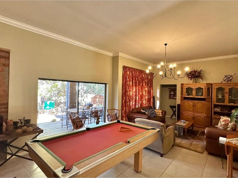 Luxurious Double-Home Property in Newcastle - Photo 7