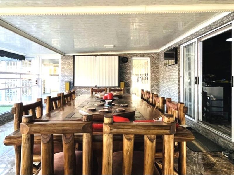 ARCON PARK * SOLE MANDATE * VEREENIGING * a Luxurious, Modern 4-Bedroom Family Home * R2 150 000.00 - Photo 5