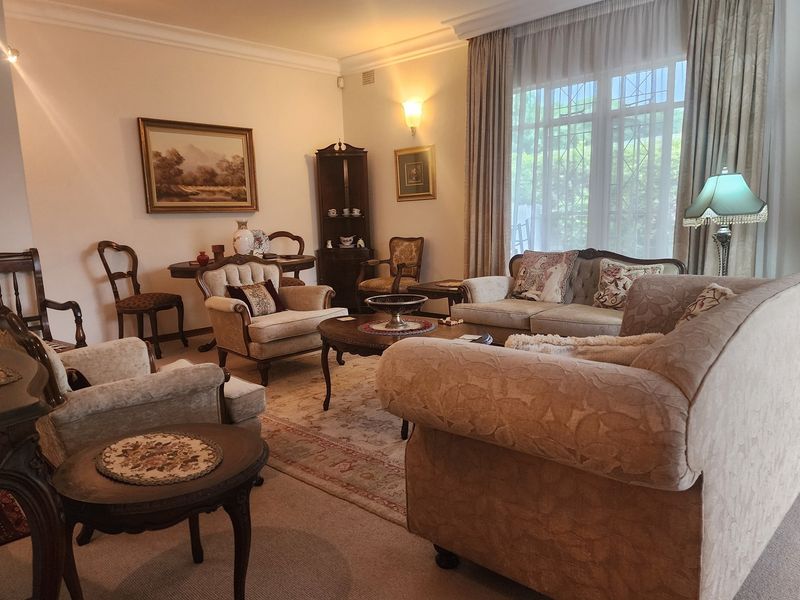Sophisticated Presidential Residence in Arborpark, Tzaneen - Photo 7