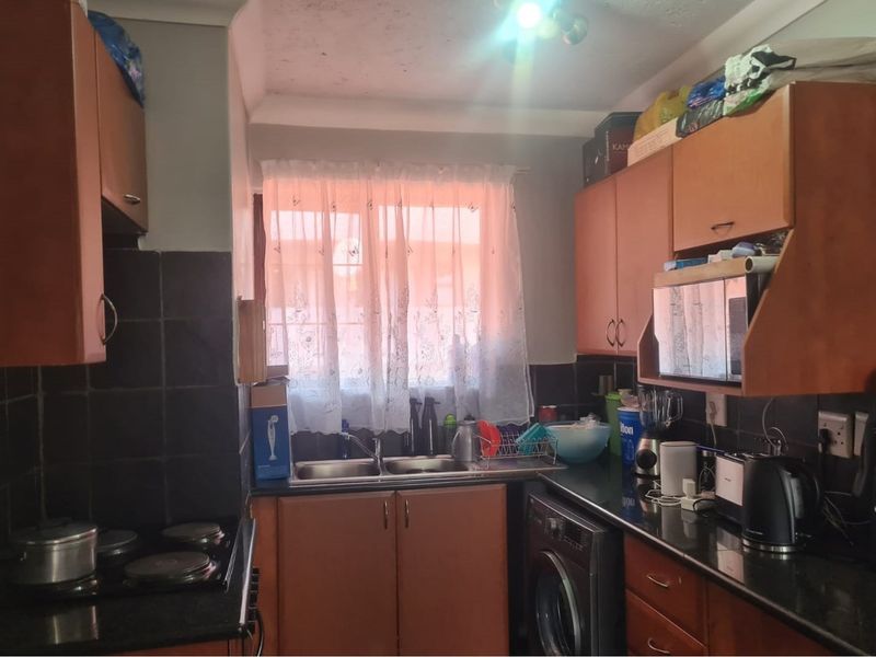1 Bed 1 Bath For Sale in Erand Park,Midrand - Photo 5