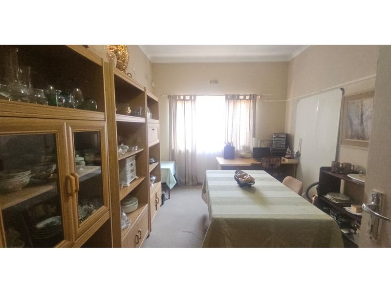 Ideal Investment Opportunity with Multiple Flats - Photo 10