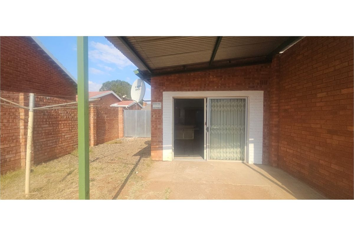 Ideal Investment Opportunity with Multiple Flats - Photo 2