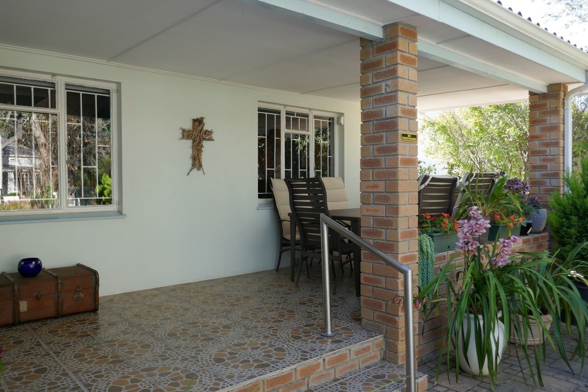 Inviting Countryside Home with Versatile Cottage Accommodation - Photo 3