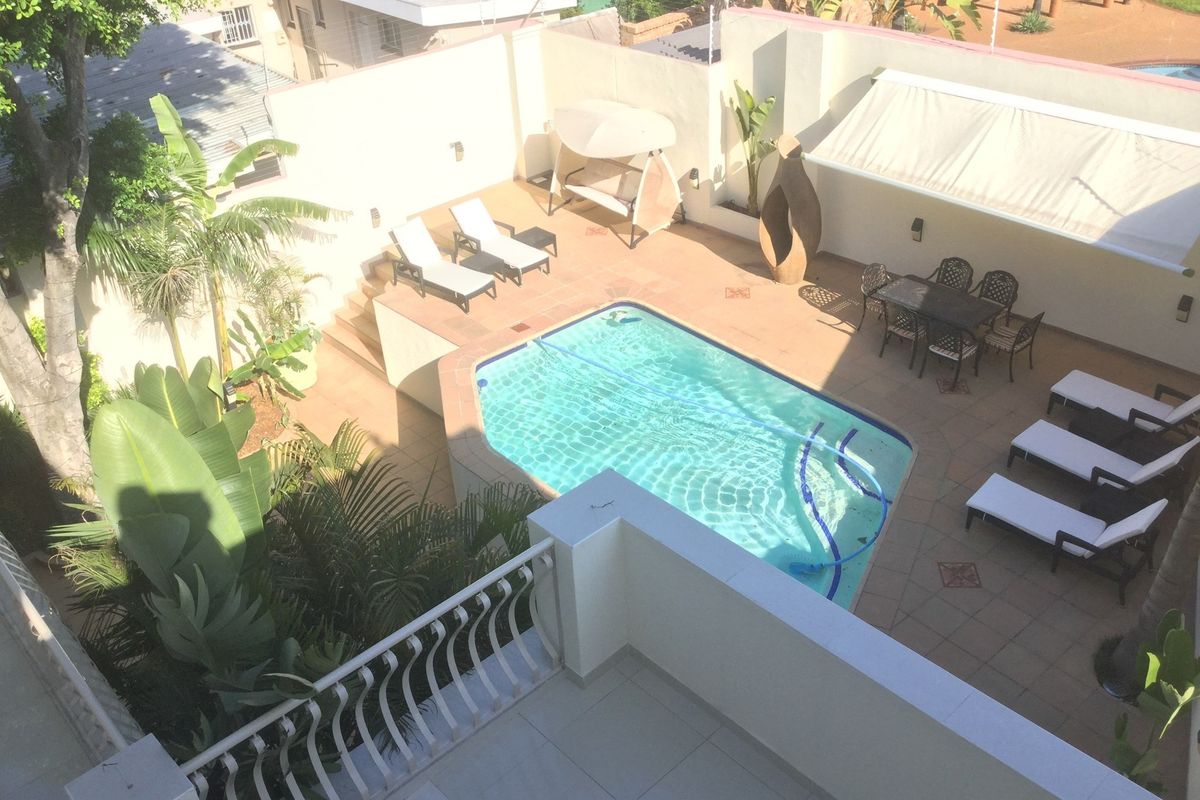 A Masterpiece of Opulence in Waterkloof - Photo 3