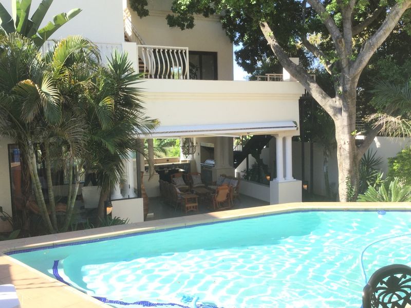 A Masterpiece of Opulence in Waterkloof - Photo 4