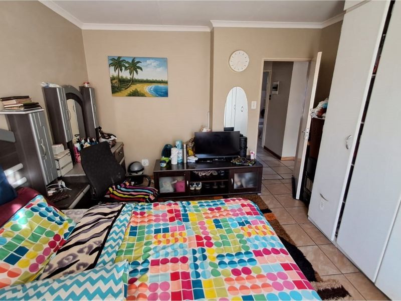 2 Bedroom townhouse for sale in Amberfield Heights. - Photo 7