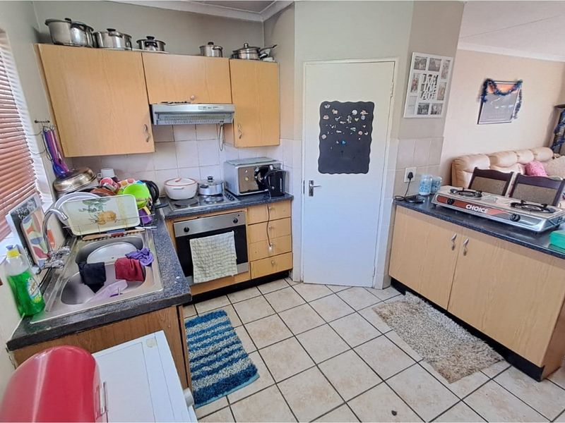 2 Bedroom townhouse for sale in Amberfield Heights. - Photo 5