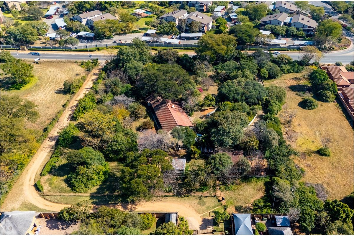 16 Stands for development - Prime location with Res 1 rights - Photo 5