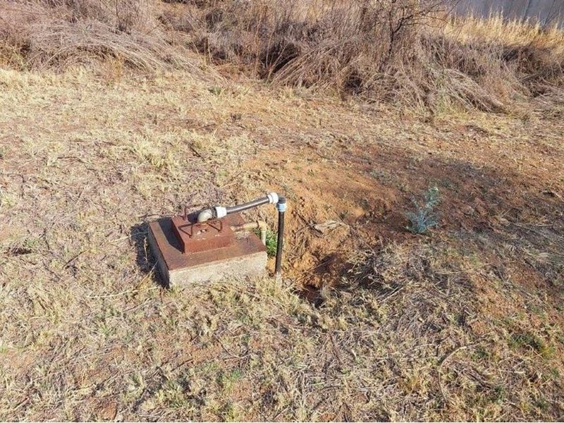 Vacant land with endless possibilities - Photo 4