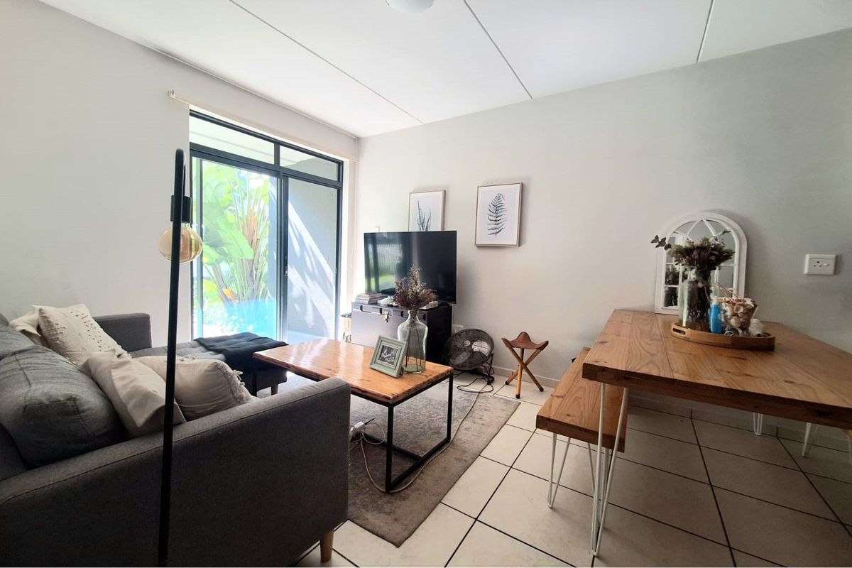 Modern 2-Bedroom Ground Floor Garden Apartment in Secure Ballito Complex - Photo 5