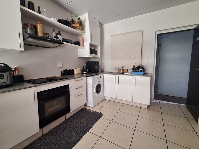 Modern 2-Bedroom Ground Floor Garden Apartment in Secure Ballito Complex - Photo 3