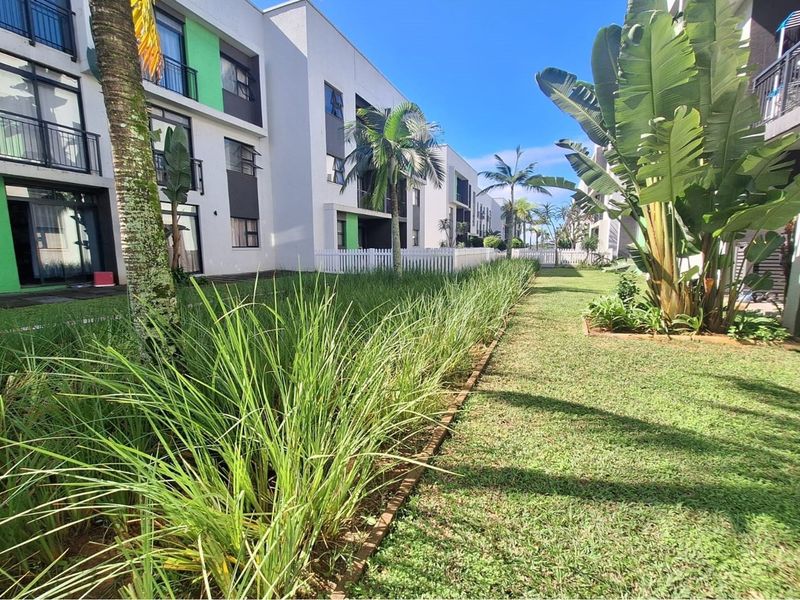 Modern 2-Bedroom Ground Floor Garden Apartment in Secure Ballito Complex - Photo 2