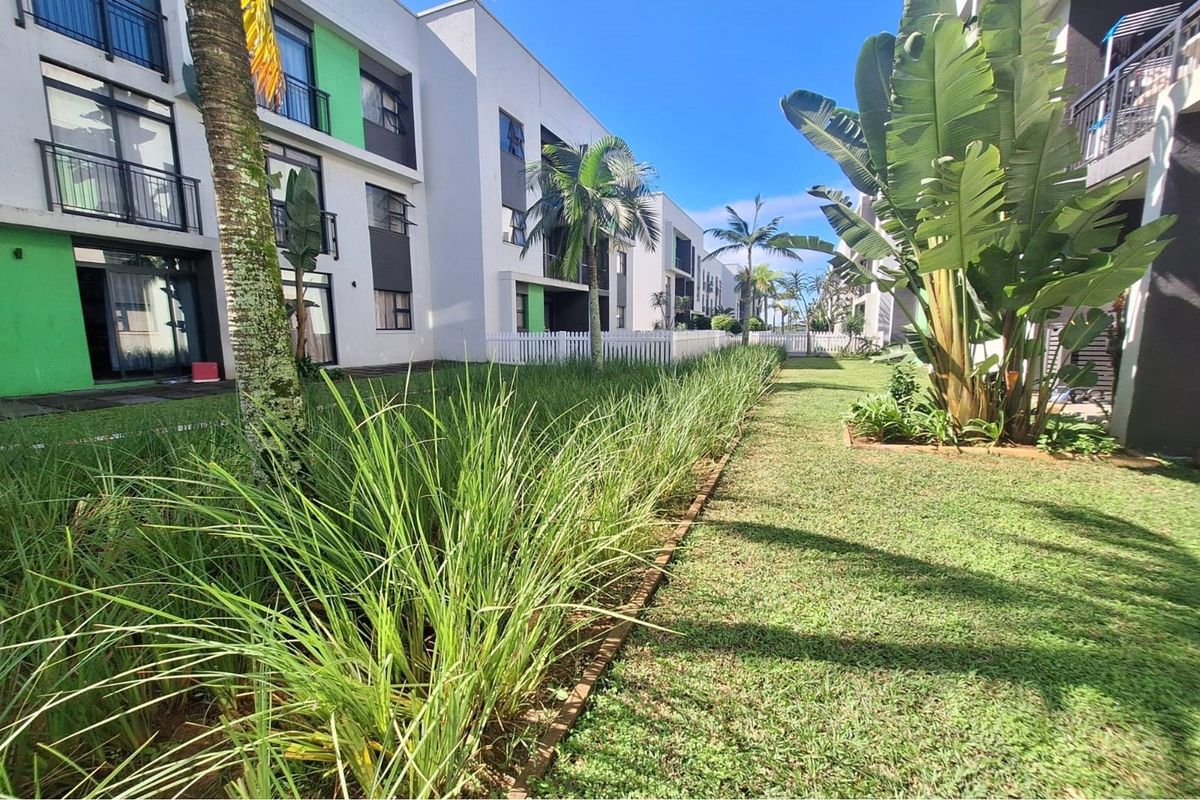 Modern 2-Bedroom Ground Floor Garden Apartment in Secure Ballito Complex - Photo 2