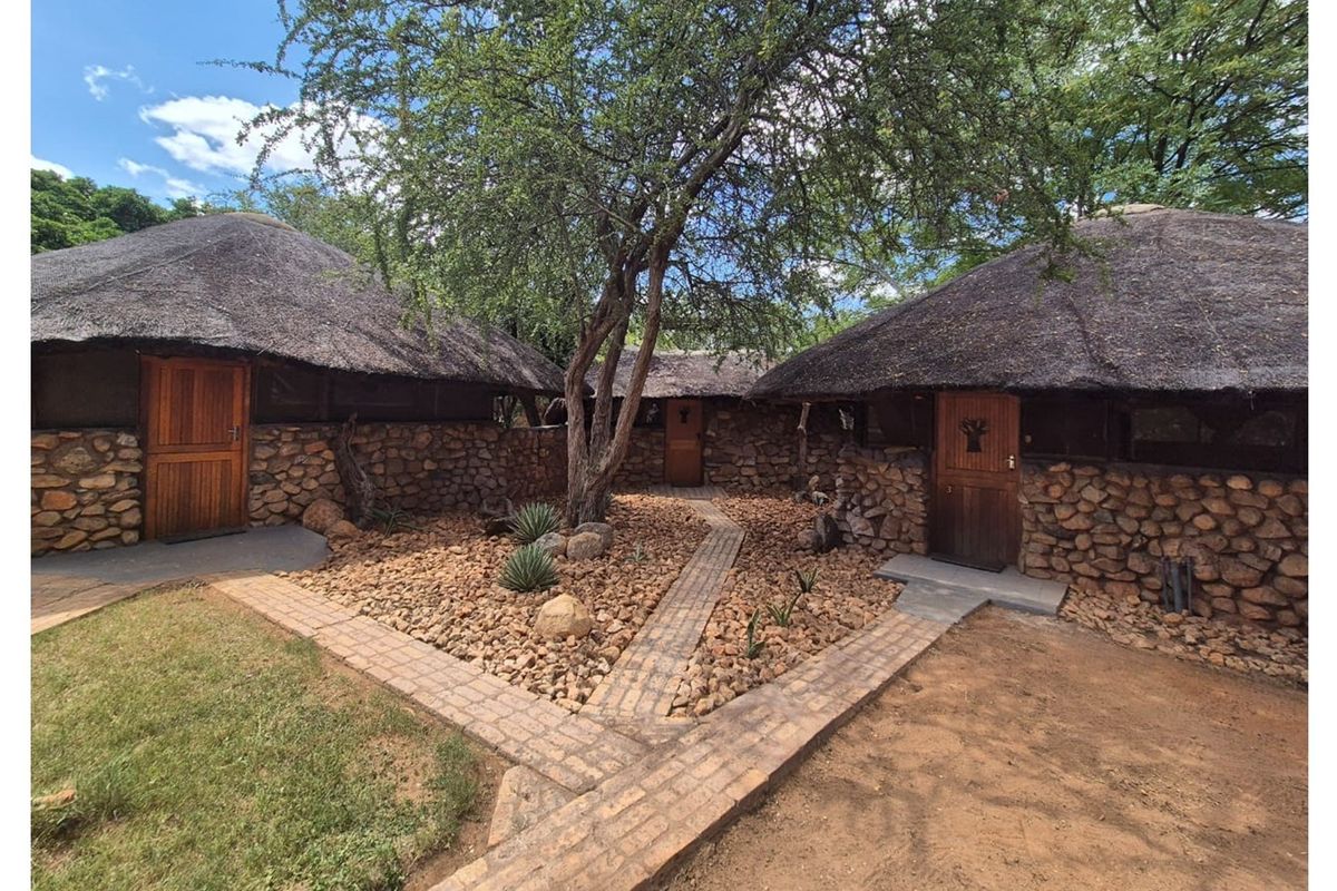 Luxurious Game Farm with Price Drop!" - Photo 2