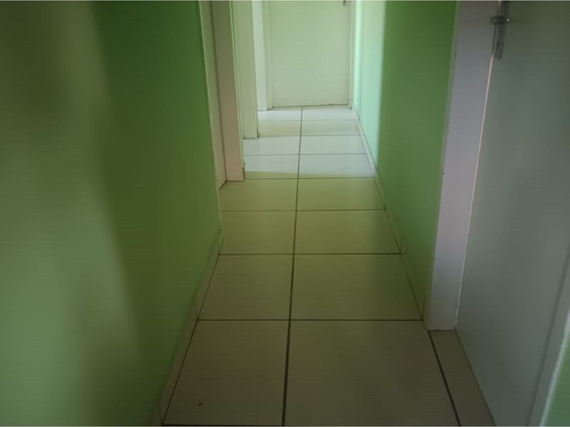 "Charming 3-Bed Home in Vibrant Witpoortjie" - Photo 7