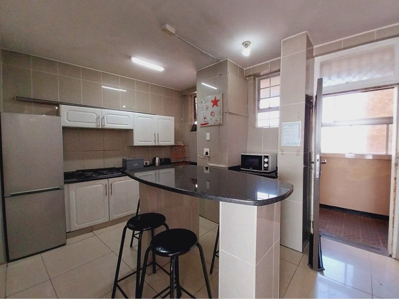 Where Lifestyle Meets Investment ( Fully- furnished Apartment) - Photo 3