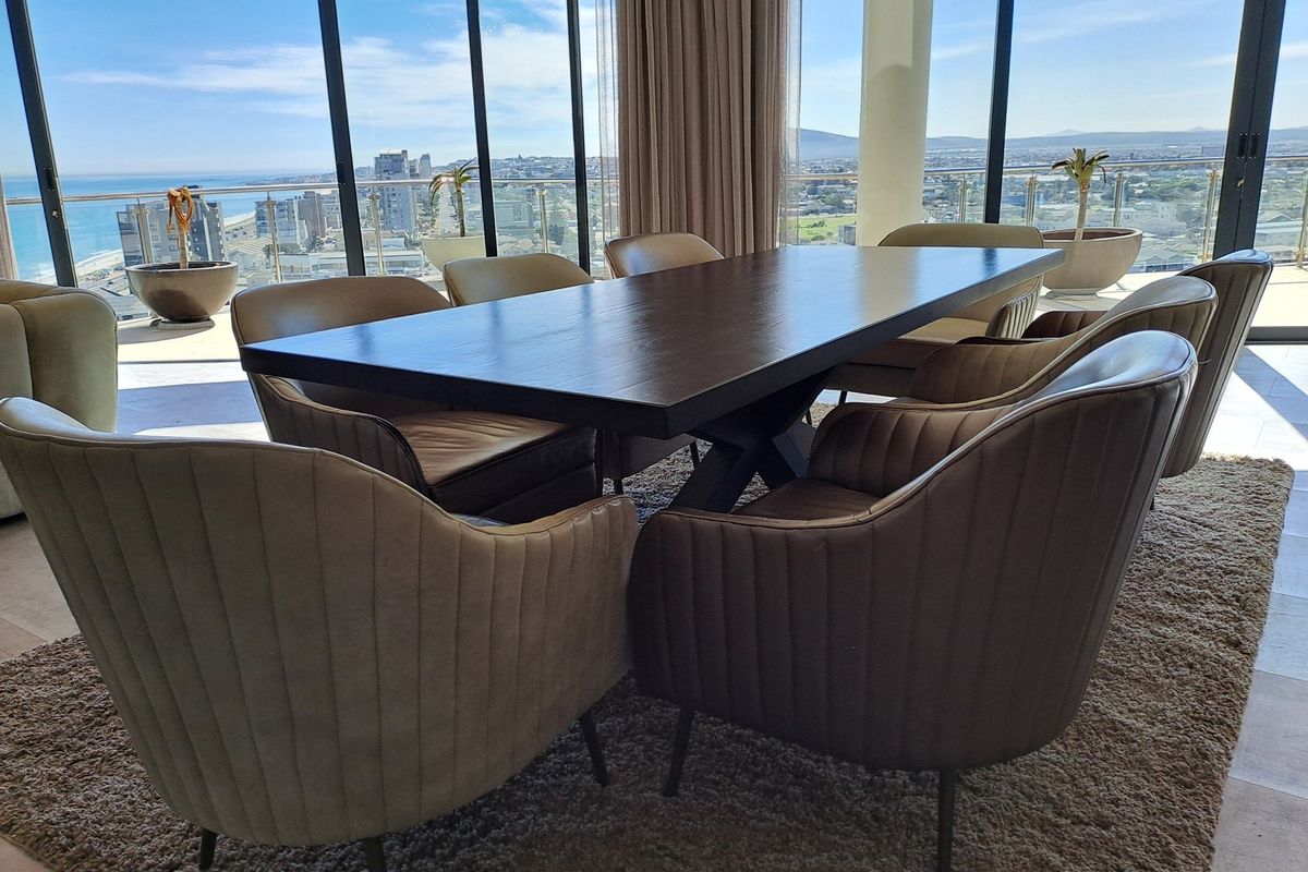 Four-bedroom luxury penthouse in Beachfront, Blouberg - Photo 4