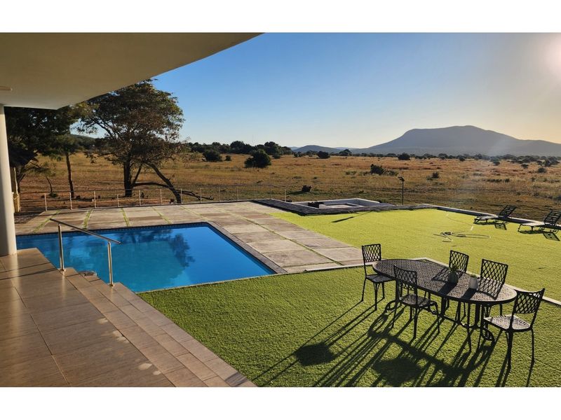 BIG 5 - Exclusive Whole owner private Safari Lodge in Mabula Private Game Reserve - Photo 8