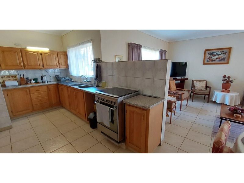 13 ha smallholding with lots of water just outside of Bela Bela - Photo 10