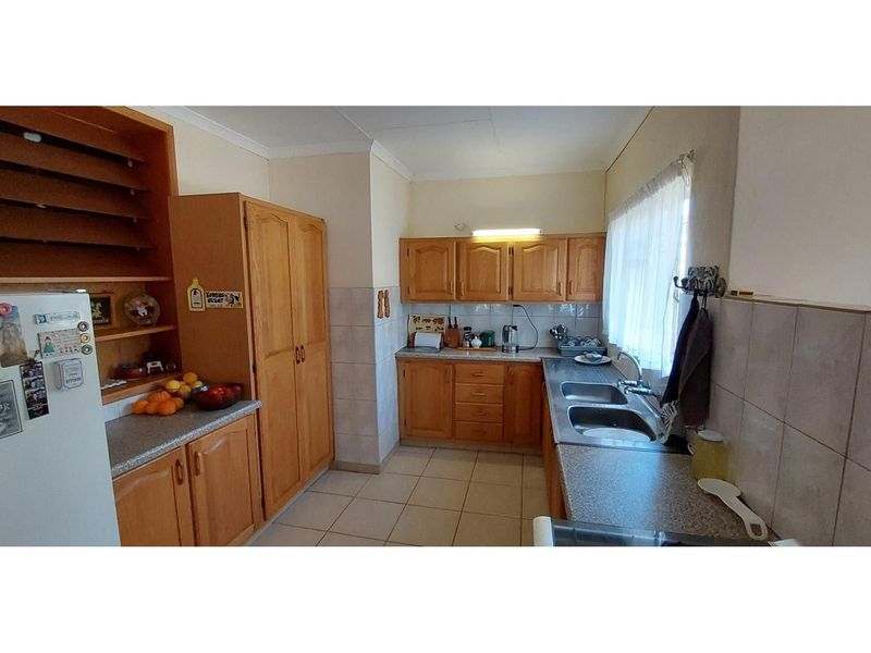 13 ha smallholding with lots of water just outside of Bela Bela - Photo 7