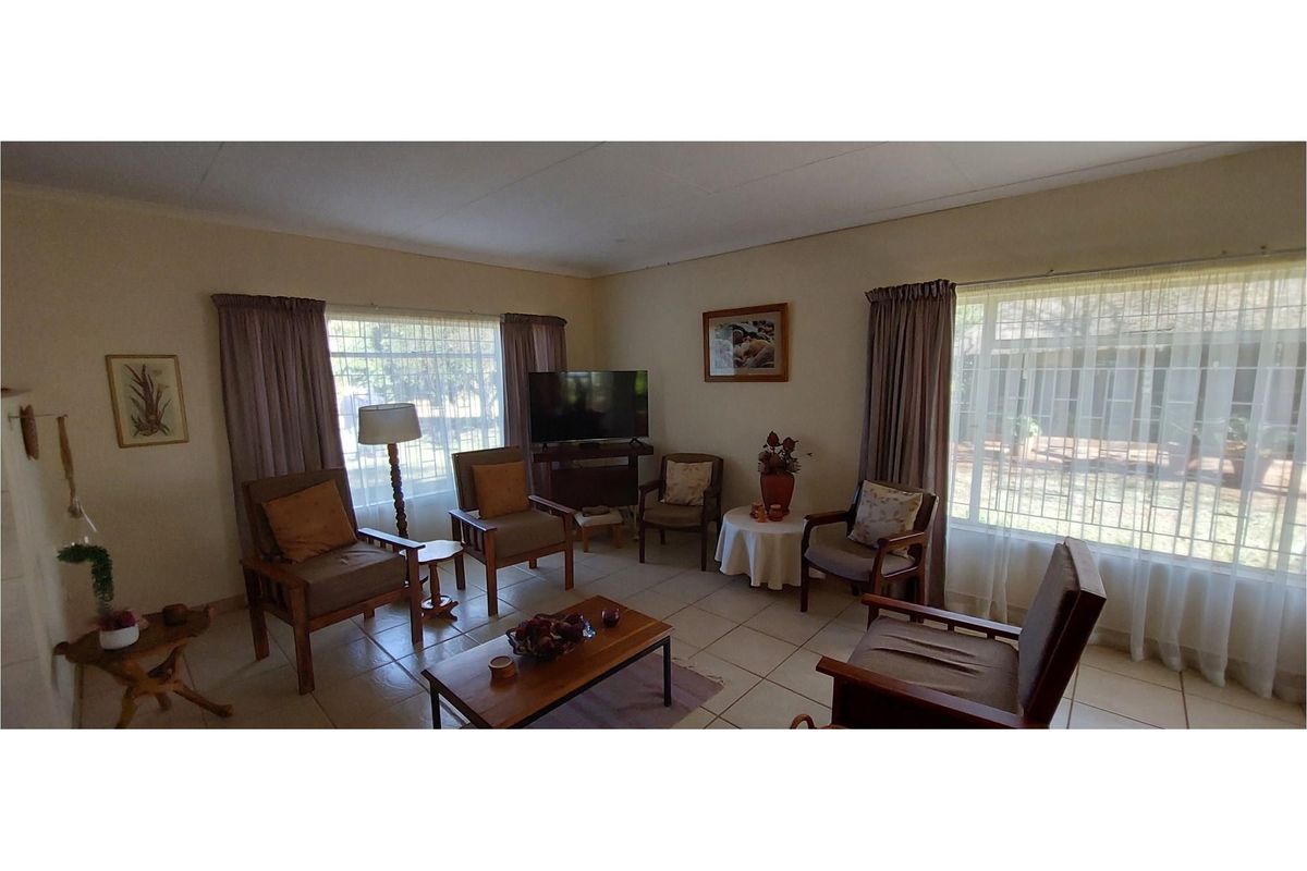 13 ha smallholding with lots of water just outside of Bela Bela - Photo 5