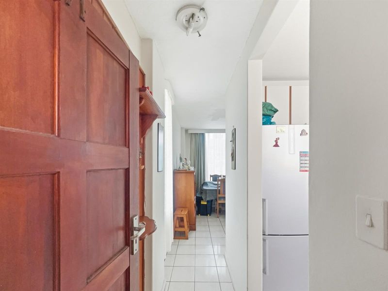 "Charming 3-Bedroom Apartment in Morningside" - Photo 5