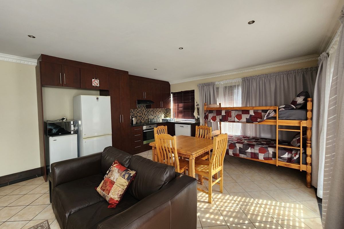 Modern Coastal Elegance - Just Steps from the Ocean - Photo 3