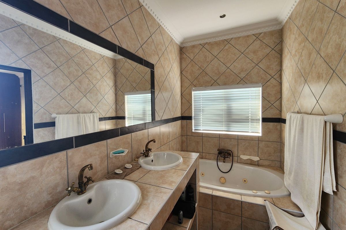 Modern Coastal Elegance - Just Steps from the Ocean - Photo 5