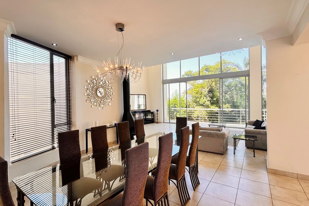 Elegant Mediterranean Villa in Waterkloof Ridge - Photo 4