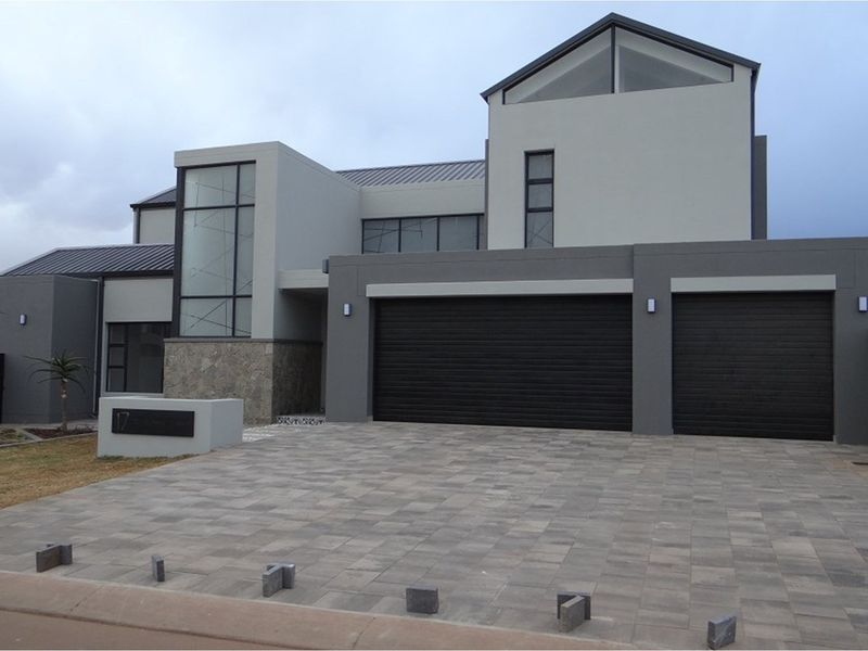 5 Bedroom House in Midstream Heights - Photo 2