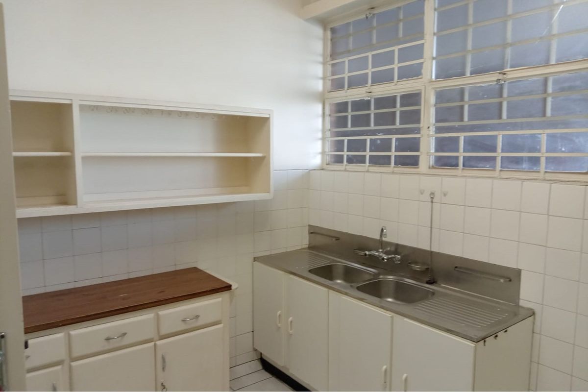 Dream Home in Killarney: Modern 2-Bed Condo - Photo 5