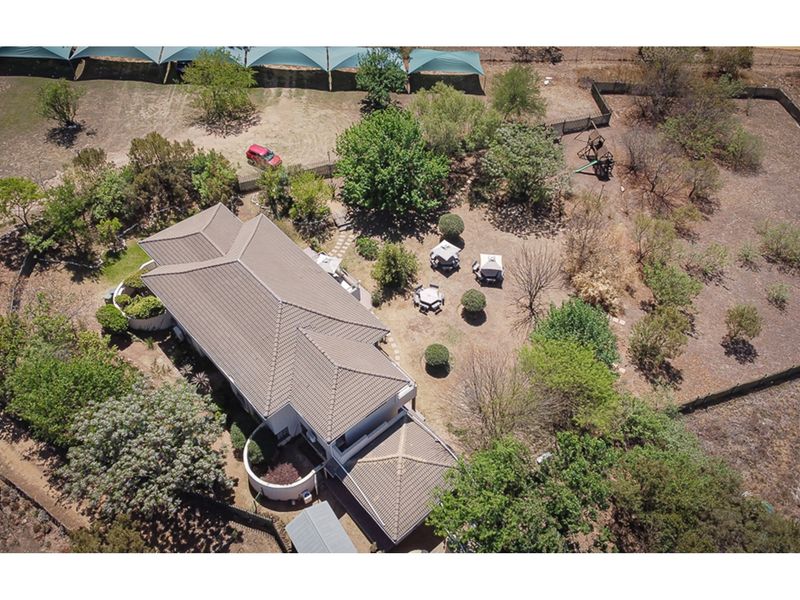 A Rare Lifestyle Smallholding Opportunity in Farmall - 3.97 Hectares of Space - Photo 1