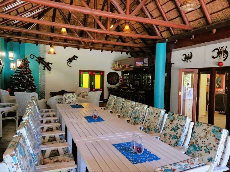 Ideal for a LARGE family or a Guest House. - Photo 9