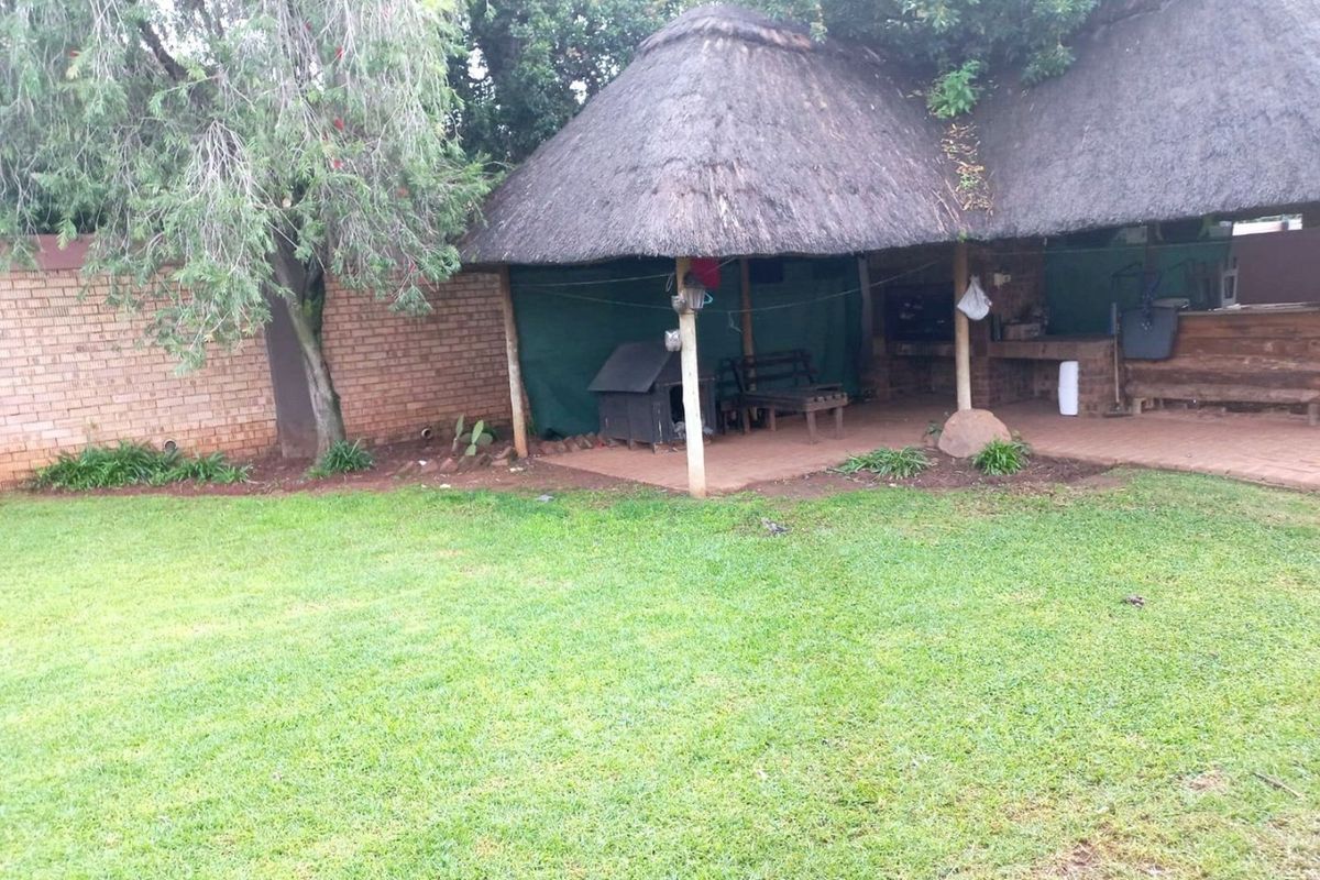 Time to Buy? Family home in Aerorand available.... - Photo 4