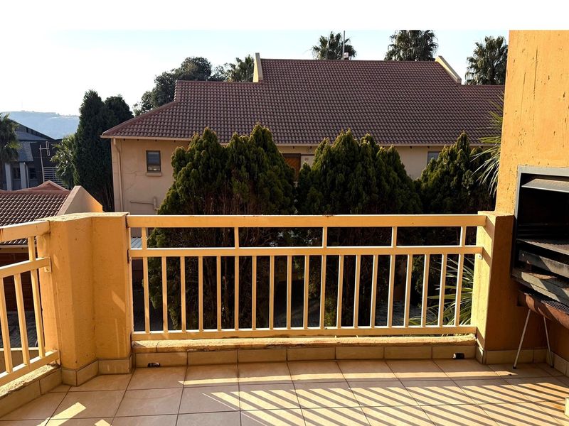 Ideal Starter Home or Investment Gem in Bedford Gardens - Photo 10