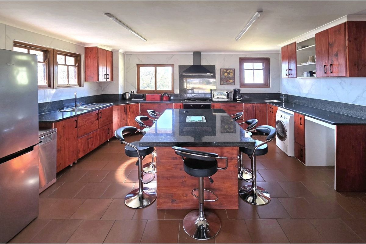 Inkungu Homestead - Elegant Country Retreat in Champagne Valley, Drakensberg - Photo 4