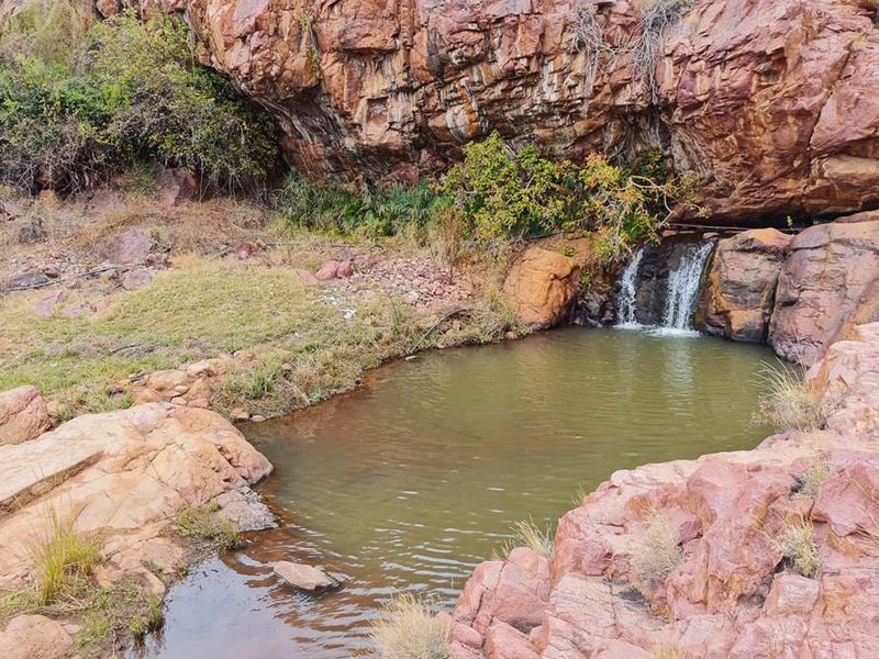 Exceptional 494 ha game farm in the Soutpansberg in Louis Trichardt for sale. - Photo 3