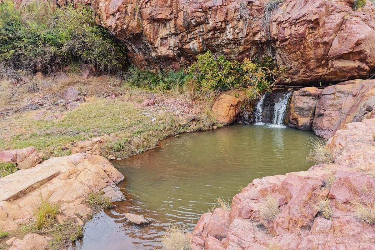 Exceptional 494 ha game farm in the Soutpansberg in Louis Trichardt for sale. - Photo 3