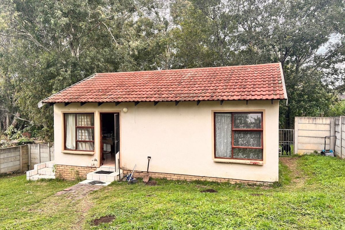 Two bedroom home walled and gated for sale in East London Summerpride - Photo 2