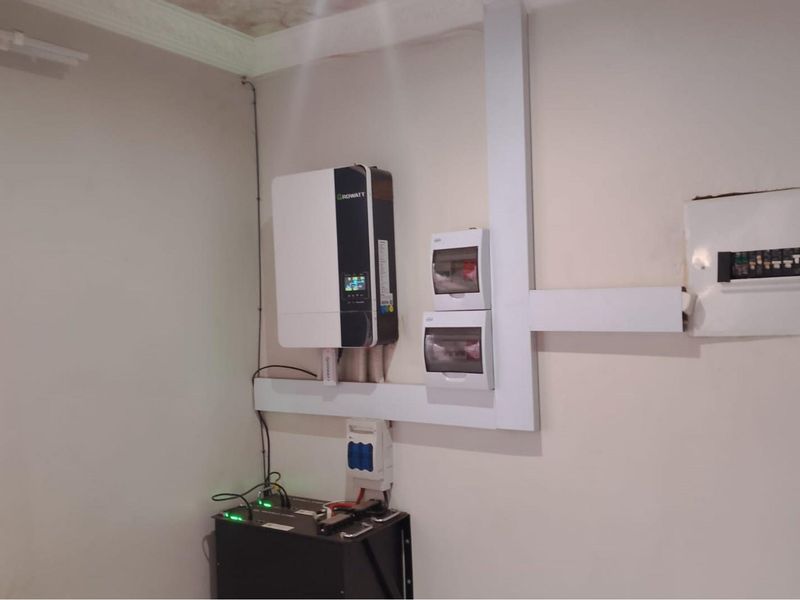 A newly build 2 bathroom with 4 outside rooms in Braamfisher - Photo 2