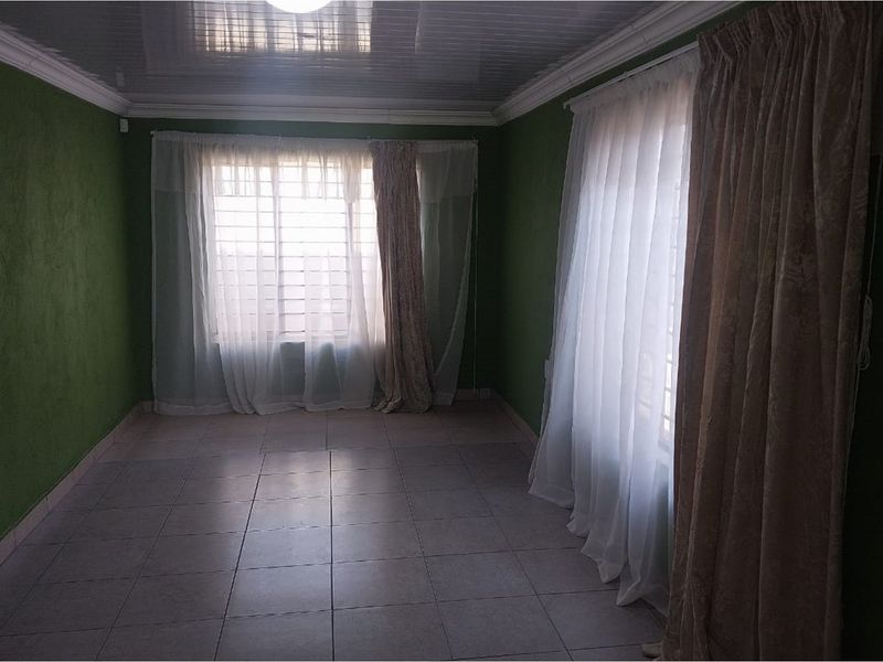 3 bedroom house for Sale in Lehae - Photo 9