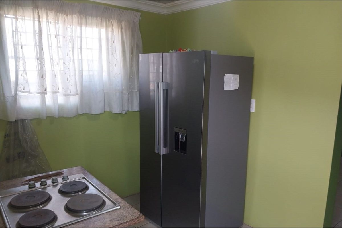 3 bedroom house for Sale in Lehae - Photo 4