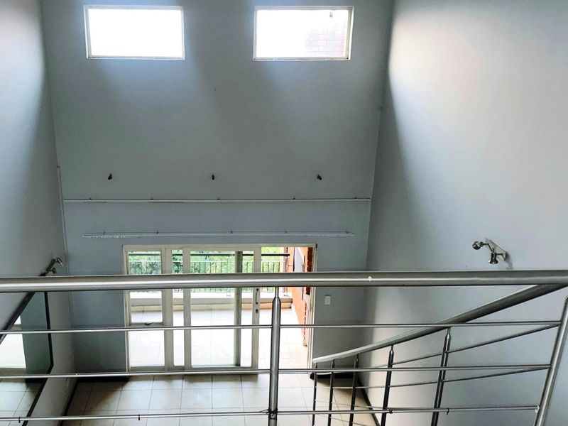 "Luxury Penthouse Living at Meridian, Bedfordview" - Photo 9