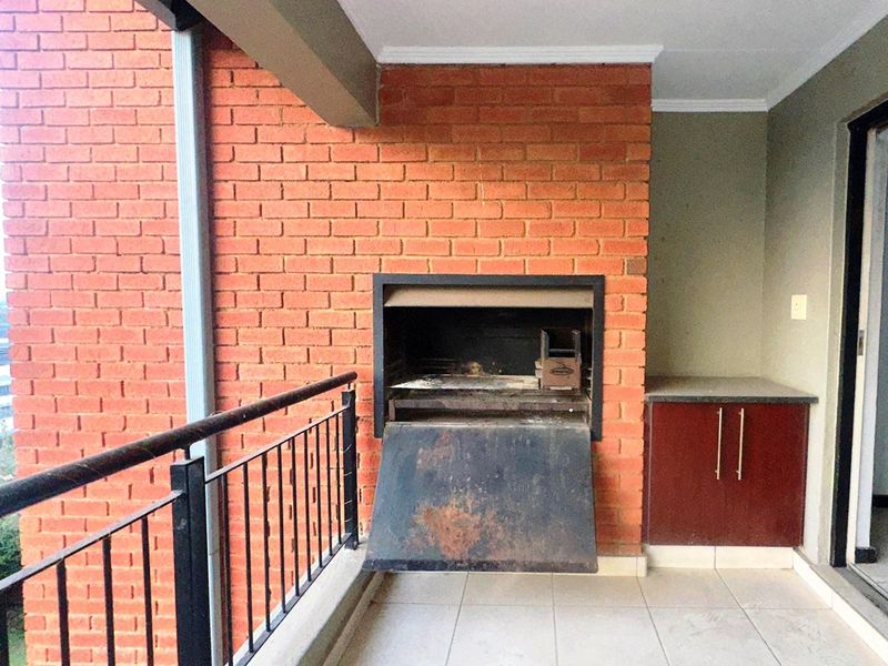 "Luxury Penthouse Living at Meridian, Bedfordview" - Photo 7