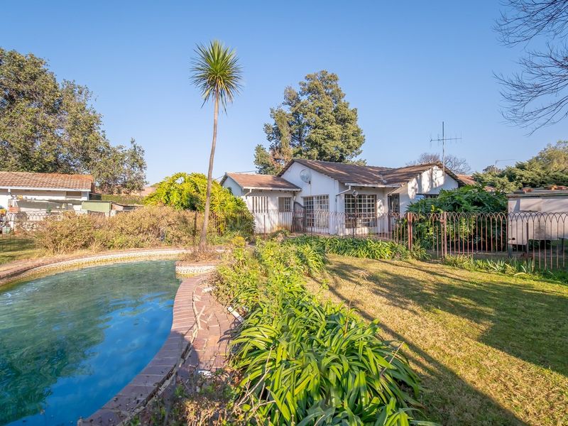 Strategic investment property with medical usage consent - Photo 3