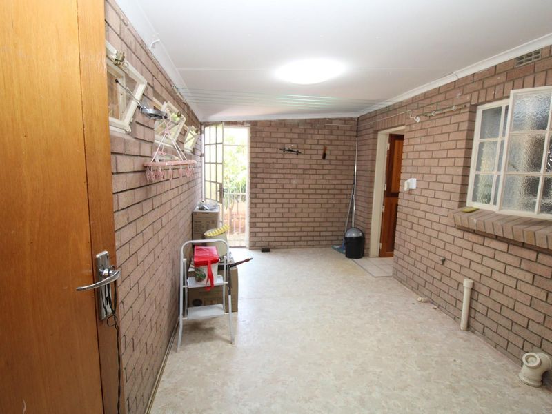 Renaissance Retirement Village - 2 Bedroom townhouse in retirement village - Wheel chair friendly - Photo 8